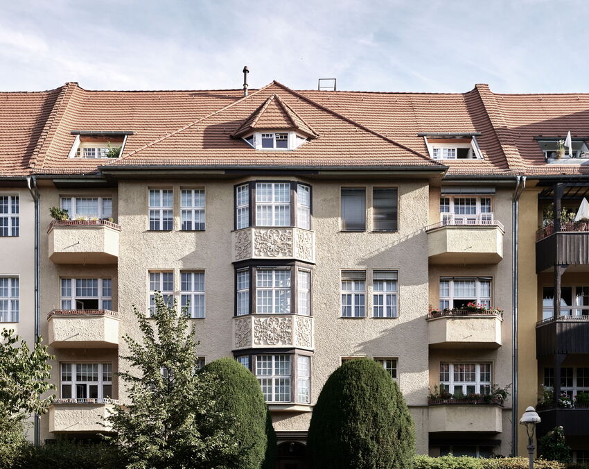 Mehrfamilienhaus in der Landauer Straße in Berlin