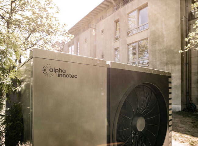 alpha innotec Wärmepumpe Hybrox 21 Außeneinheit