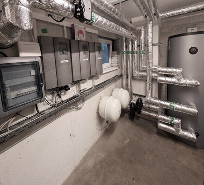 Heizraum nach Umbau auf Wärmepumpe